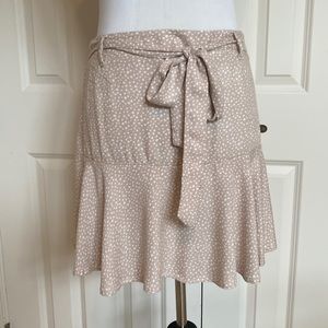 Tie waist skirt